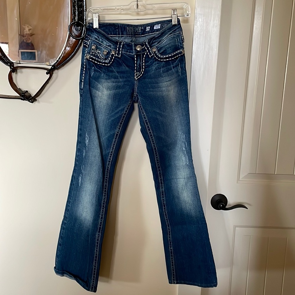 Miss Me vintage boot cut jeans. Great shape.